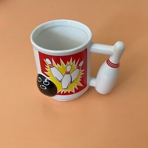 Funky Bowling mug with Pin handle